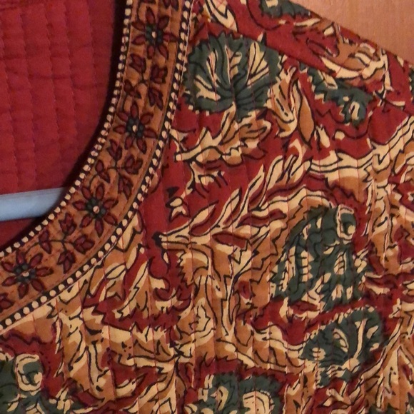 Sam Hilu’s Collection Reversible Vest - Picture 4 of 7